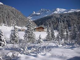 Hotel Cristallo