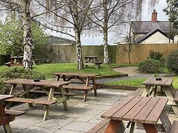 Burlton Inn