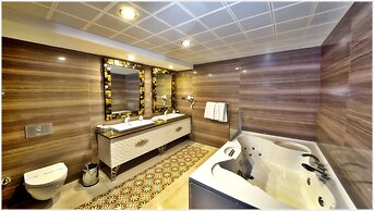 Grand Asya Hotel