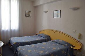 Modern Hôtel