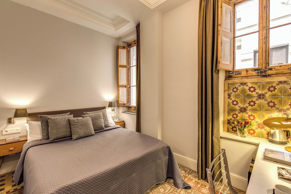 We Boutique Hotel