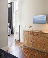 We Boutique Hotel