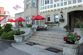 Grey Gables Inn
