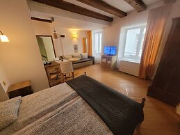 Main Square Apartments & More