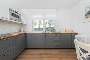 Apartinfo Apartments - Blue Side Family