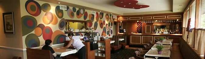 Wainfleet Motel & Restaurant