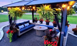 Knights Inn Colonial Fireside Inn