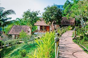 Daisy Resort