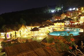 Daisy Resort