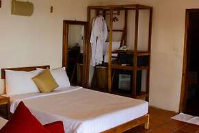 Daisy Resort