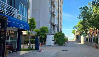 Sunday Beachfront View Jomtien Pattaya
