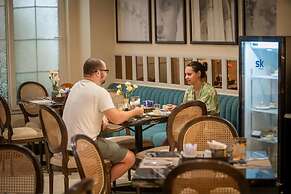 Sunline Hotel