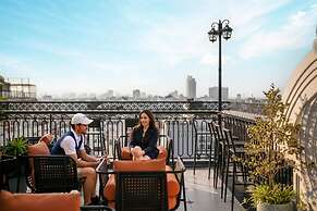 Sunline Hotel