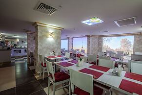Empire Suite Hotel