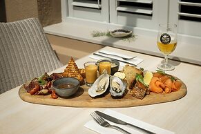 Connemara Sands Beach Hotel & Spa
