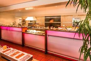 Hidalgo Suites & Restaurant