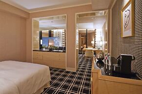 The Lin Hotel