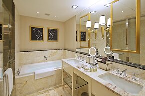 The Lin Hotel