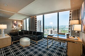 The Lin Hotel