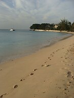 Coral Lane Beach Apartments