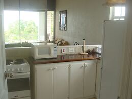 Coral Lane Beach Apartments