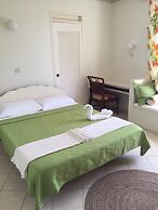 Coral Lane Beach Apartments