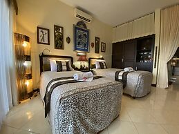 Taman Agung Hotel