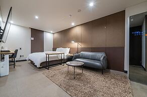 Vine Hotel