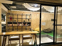 Meetingmates Hostel