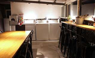 Dongmen Hotel