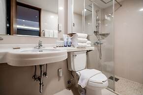 Oriens Hotel & Residences
