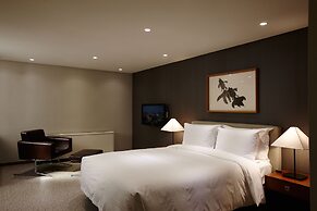 Oriens Hotel & Residences