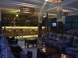 Bunyonyi Safaris Resort