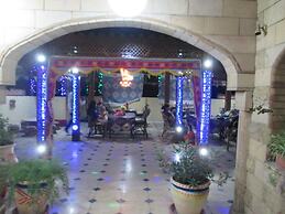 Osiris Hotel