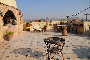 Osiris Hotel