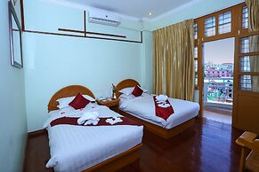 Hotel Dingar