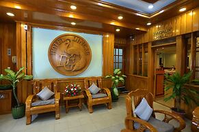 Hotel Dingar