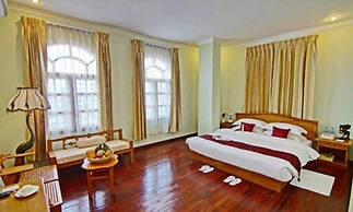 Hotel Dingar