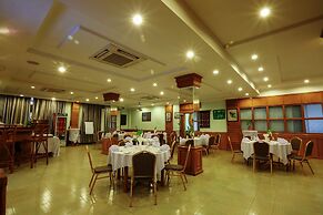 Hotel Dingar