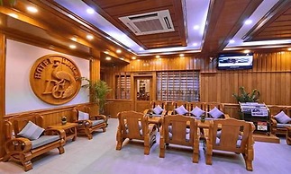 Hotel Dingar