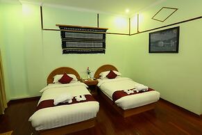 Hotel Dingar