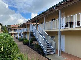 Higgins Lane Motel