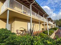 Higgins Lane Motel