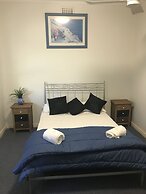 Tin Can Bay Budget Accommodation - Hostel