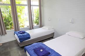 Park Beach Hotel Motel