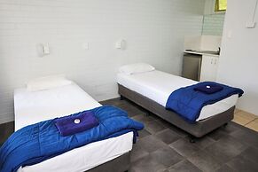 Park Beach Hotel Motel