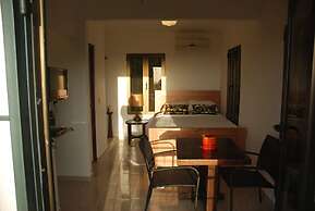 E&J Boutique Residences