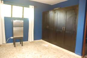 E&J Boutique Residences