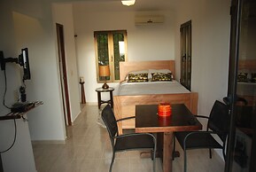 E&J Boutique Residences