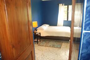 E&J Boutique Residences
